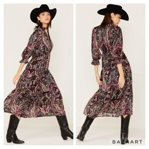 NWT REVEL FLORAL Dress Size  Medium